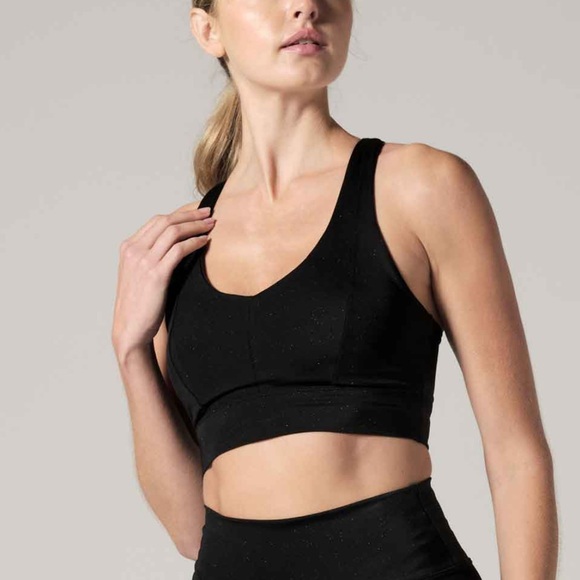 Wear It To Heart Other - Sleek Black Sports Bra with Stretchy Fabric